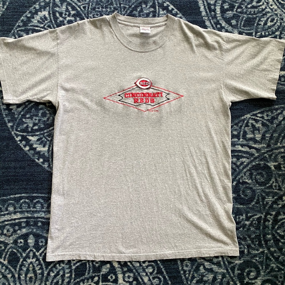 Vintage Cincinnati Reds Tee 2002